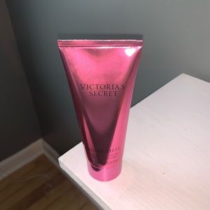 Victoria’s Secret: Bombshell Lotion